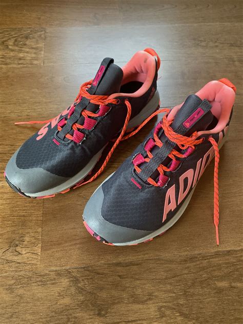 adidas vigor running shoes.